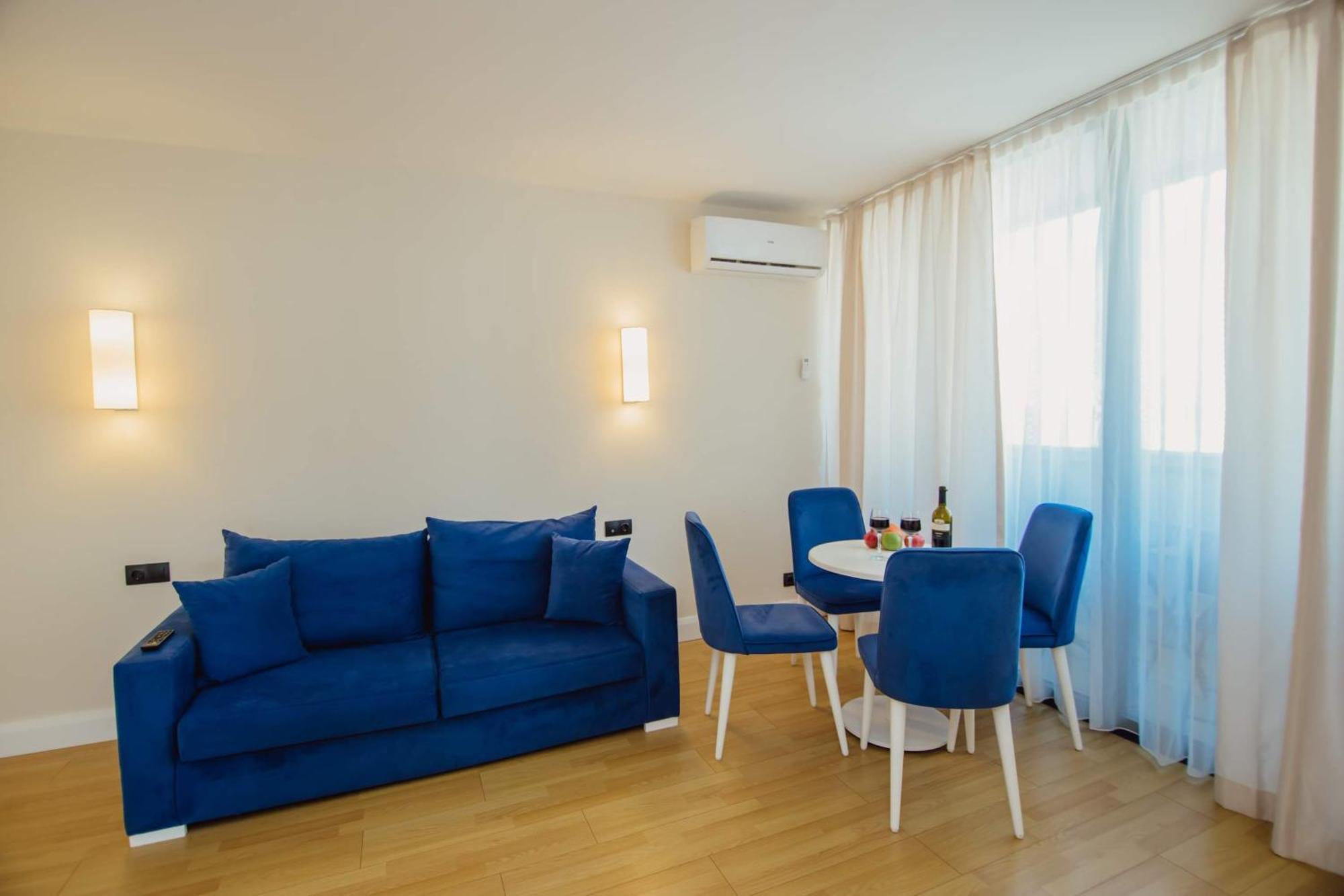 Orbi City Center Sea View Aparthotel Batumi Exterior foto